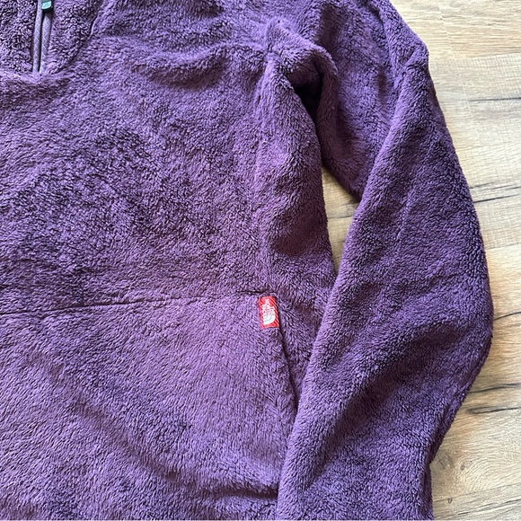The North Face Sherpa Fleece Pull Over - Picture 3 of 6